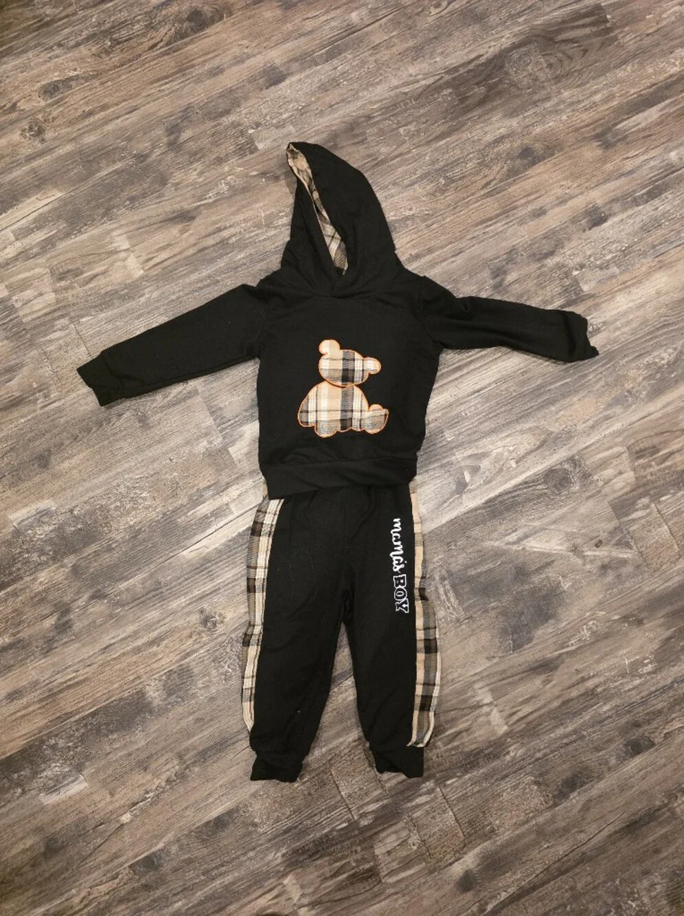 Black Plaid Teddy Hoodie & Jogger Set - Black with Beige Plaid